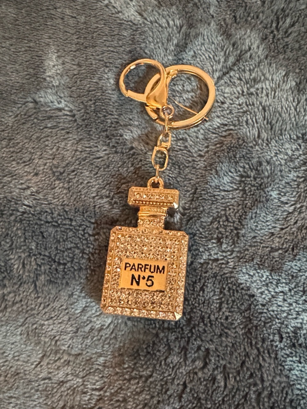 Gold Parfum No.5 Bottle Keychain - Elegant Women’s Accessory